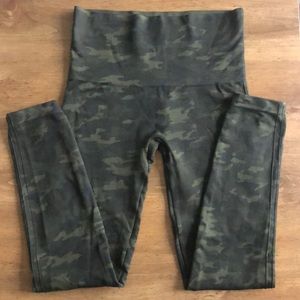 Green Camo Spanx Leggings!